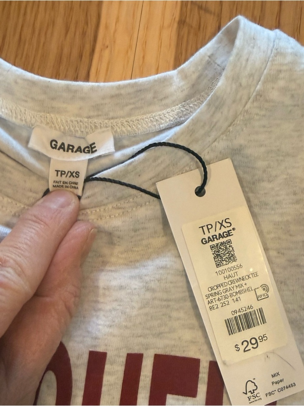🔥 Closet Sale — 3 for $25 / 5 for $40 -  Garage Tee w/  'BOMBSHELL' Graphic - Picture 3 of 4